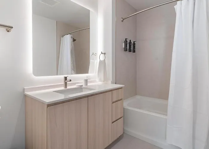 Landing Modern 1Bd Gym Pool