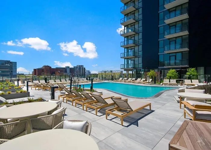 Landing Modern 1Bd Gym Pool Чикаго